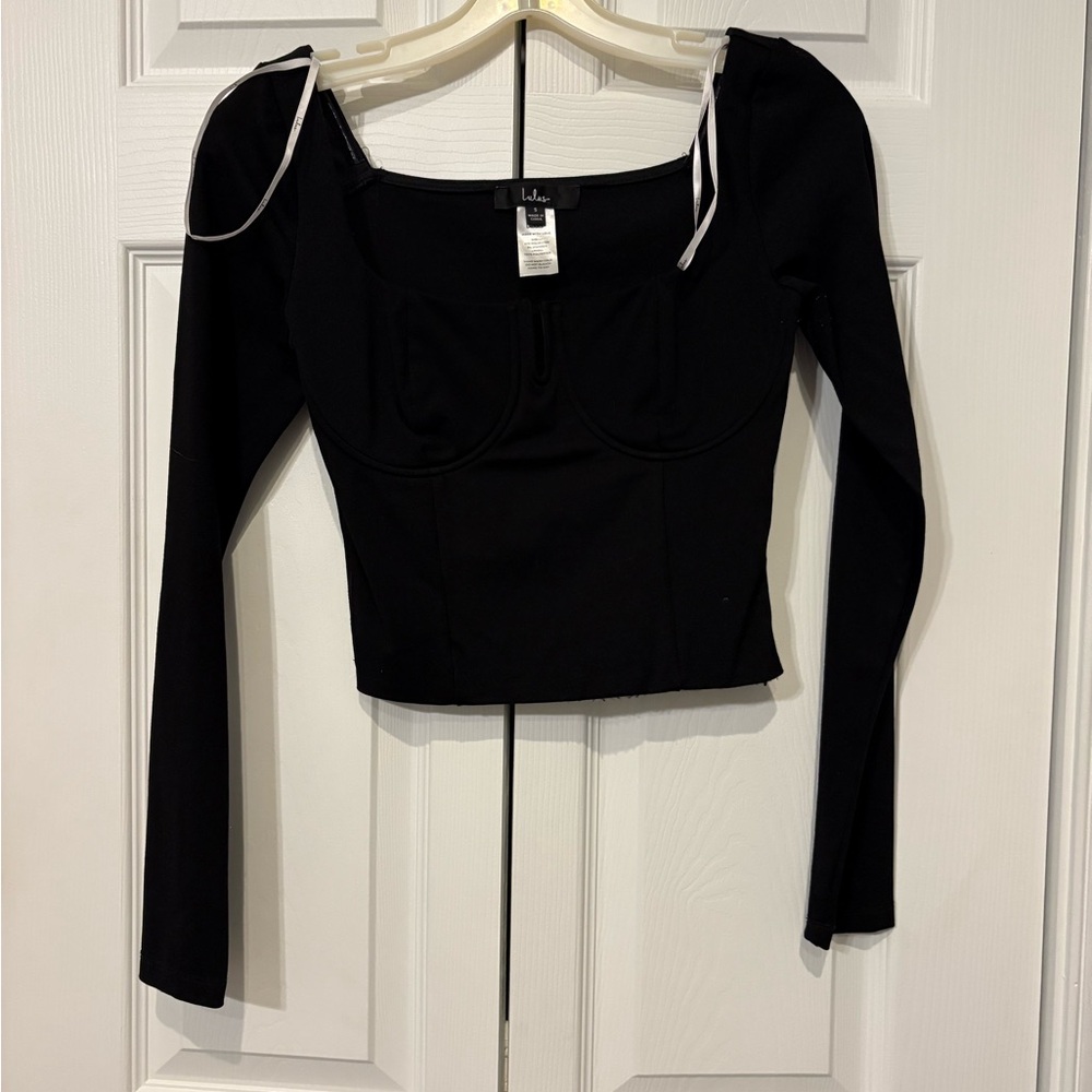 Lulu's Black Long Sleeve Crop Top